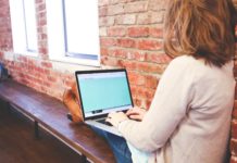 Ülőmunka mellett jót tehet a rendszeres gyógytorna